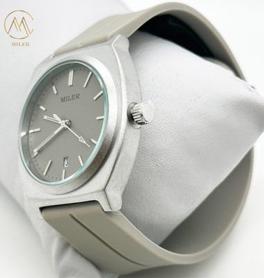 ODM Fashion Sport Minimalist Niche Silicon Strap Watch With Stainless Steel Case for Lady