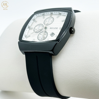 Custom White Dial Luxury Men's Watch Multiple Color Analog Display