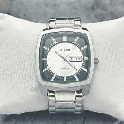 Fashionable Classic Men′s Waterproof Watch with Stainless Steel Strap