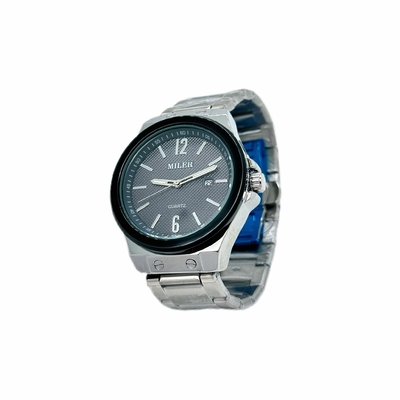 Stylish Round Case Stainless Steel Strap Watch With Mineral Dial Window Material Type