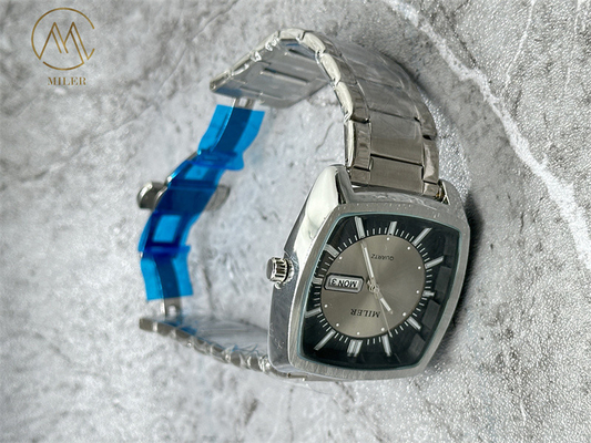 Business Quartz Design Wrist Classic Waterproof Watch for Men and Women Custom Watch Fashionable