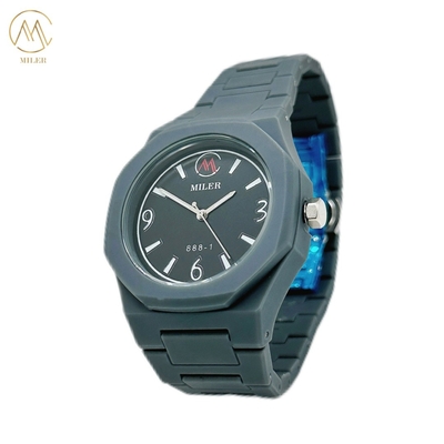 Customizable Unique Cartoon Resin Rubber Design China Quartz Movement Wristwatch