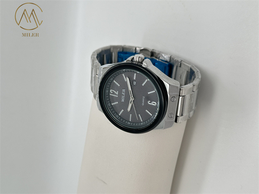 New Model 7 Dail Color Waterproof Quartz Movement Watch with Stainless Steel Strap