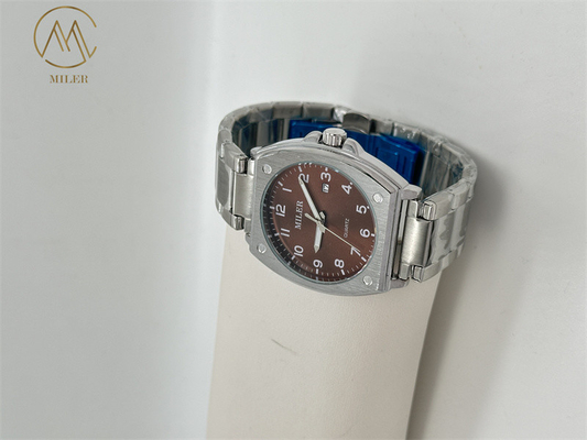 New Model 7 Colors Case Dial Quartz Watch with Stainless Steel Strap