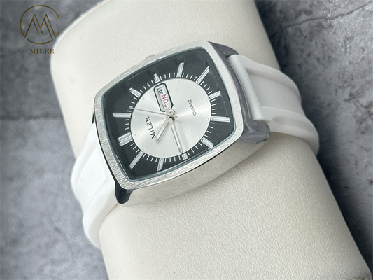 Newly Design 8 Color Option Dail Waterproof Quartz Watch for Women