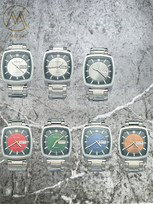Men's Watch Luxury Quartz Movement Watch with Stainless Steel