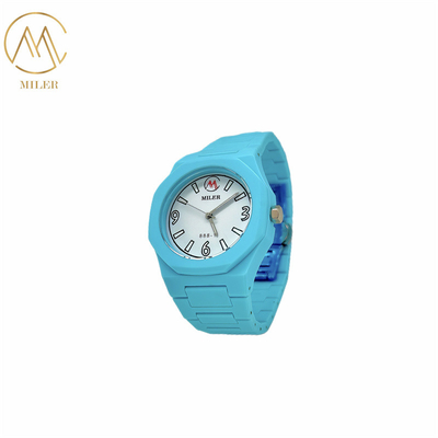 Classical Design Round Case Quartz Movement Wristwatch with Resin Strap for Kids
