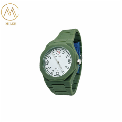Classical Design Round Case Quartz Movement Wristwatch with Resin Strap for Kids