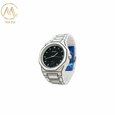 New Coming Black and White Dail Option Waterproof Quartz Watch for Kids