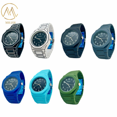 Resin Rubber Band Kids Wrist Watch with Waterproof Features
