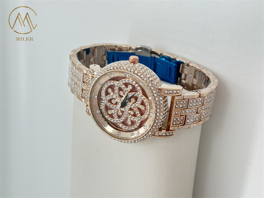 Newly Design Glamorous Quartz Movement Watch for Ladies with 5 Colors Option