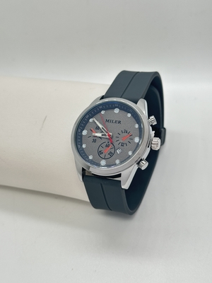 New Model Stylish Waterproof Quartz Women Watch Suitable for Various Occasions