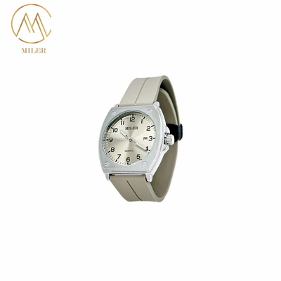 Modren Design New Quartz Movement Watch Colors Option Waterproof Watch