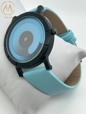Durable Leather Strap Quartz Watch 30 Meters Water Resistance Stylish Design
