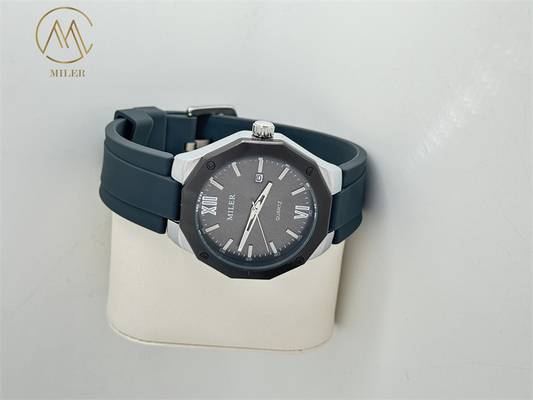 Round Dial Shape Silicon Strap Waterproof Quartz Watch with Multiple Colors for Men and Women