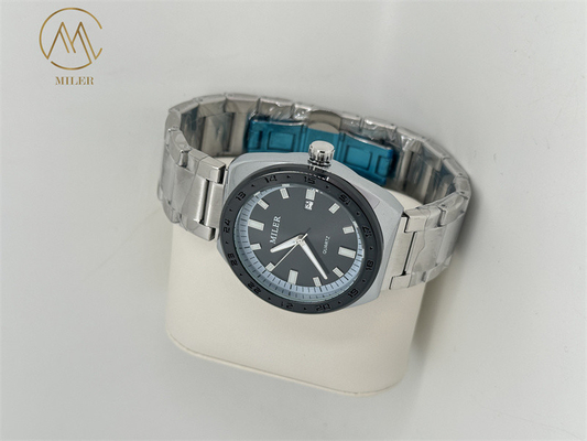 Waterproof Stainless Steel Strap Quartz Watch with 8  Dial Colors Option