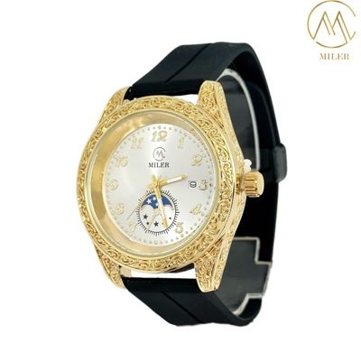 Classic Men Women Wrist Watches powered by Quartz Movement with Silicone Strap