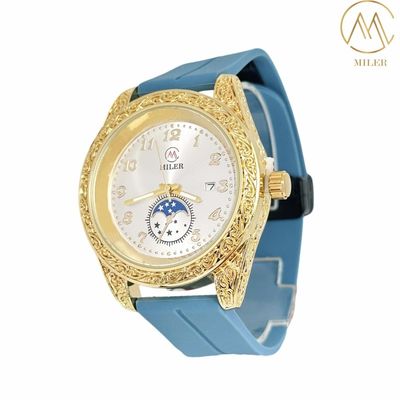 Classic Men Women Wrist Watches powered by Quartz Movement with Silicone Strap