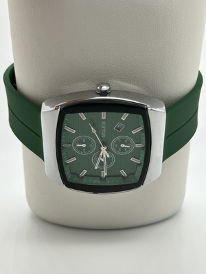 Guangdong Quartz Wrist Watch with Luminous Leather Strap for Men