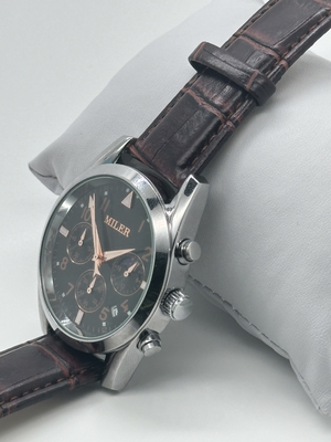 Durable Womens Quartz Light Watch With Convenient Waterproof Rating