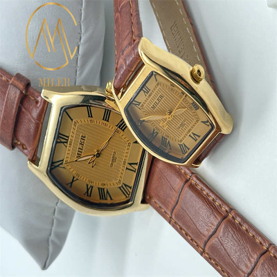 Water Resistance 30 Meters Leather Strap Quartz Watch Modern and Customizable