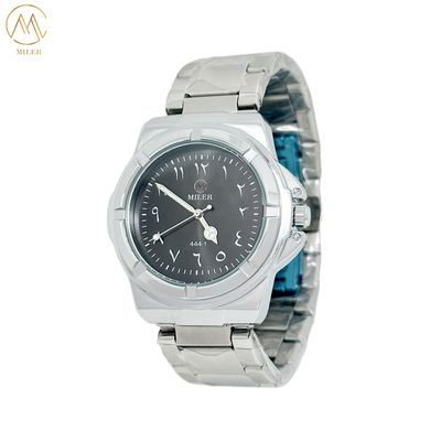 Silver Bezel Color Modern Stylish Quartz Wrist Watch with Sleek Design and Quartz Movement