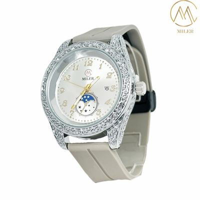 Silver and Black Bezel New Design Quartz MovementSilicon Strap Watch for Adult